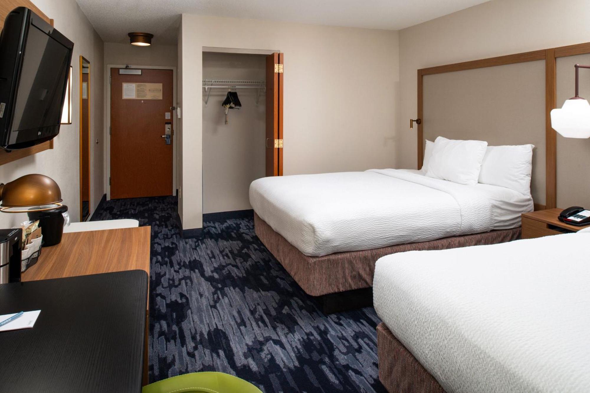 Fairfield Inn & Suites Greensboro Wendover Экстерьер фото